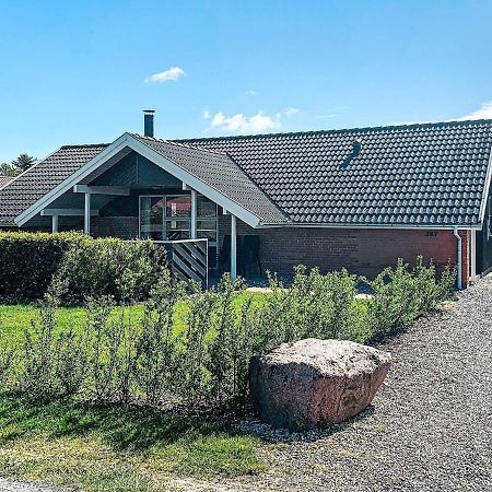 10 Person Holiday Home In Juelsminde Sonderby  Bagian luar foto