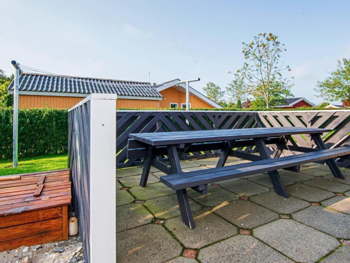 10 Person Holiday Home In Juelsminde Sonderby  Bagian luar foto