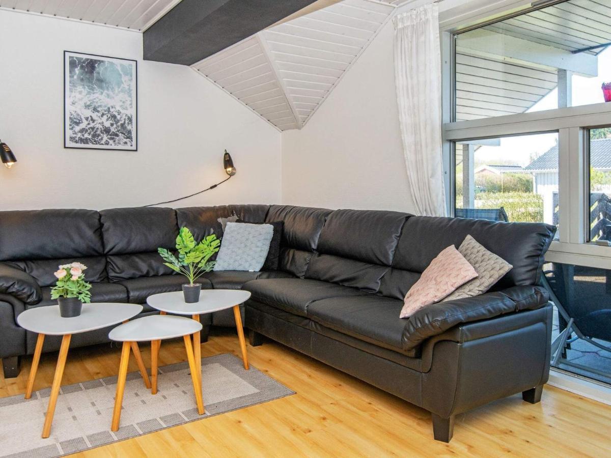 10 Person Holiday Home In Juelsminde Sonderby  Bagian luar foto